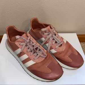 Pink Adidas tennis shoes